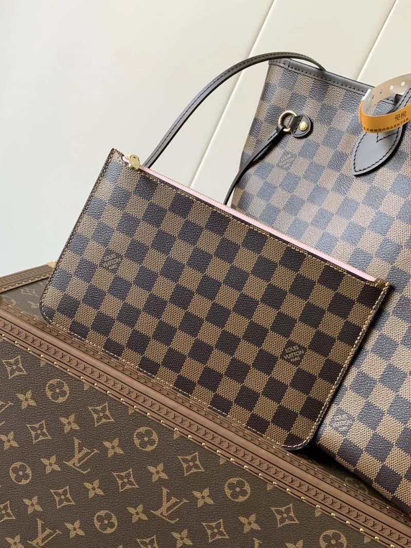 Louis Vuitton Shopping Bags Youthful 38828