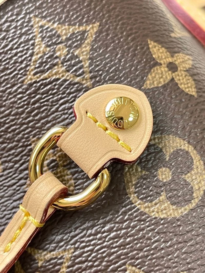 Unique Louis Vuitton Shopping Bags 38825