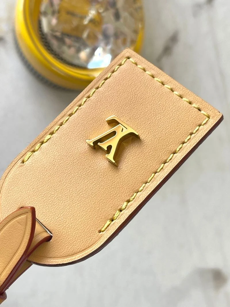 Breathable Louis Vuitton Shopping Bags 38805