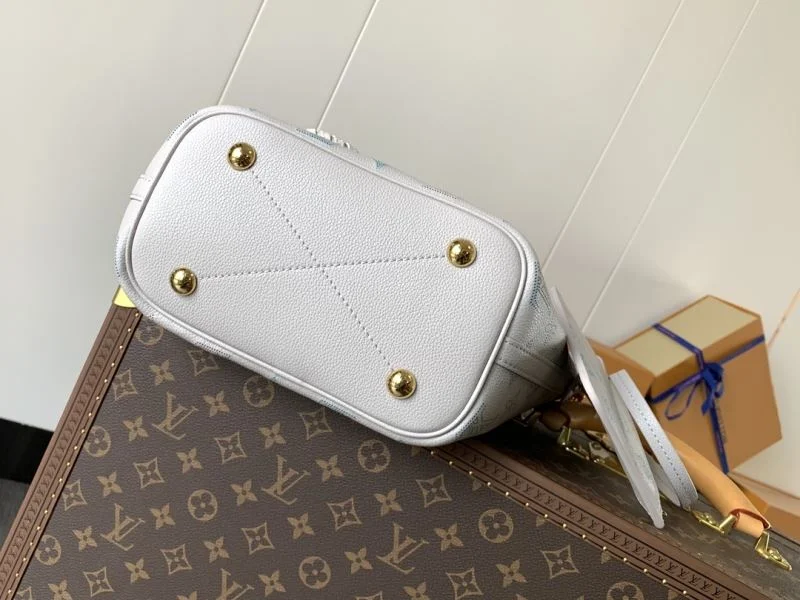 Louis Vuitton Shopping Bags Bold 38812