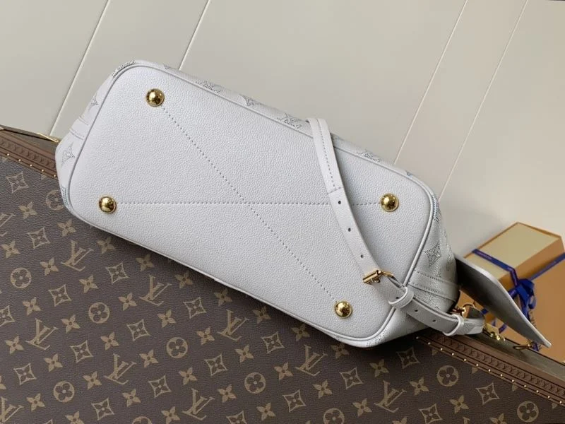 Louis Vuitton Shopping Bags Minimalist 38817