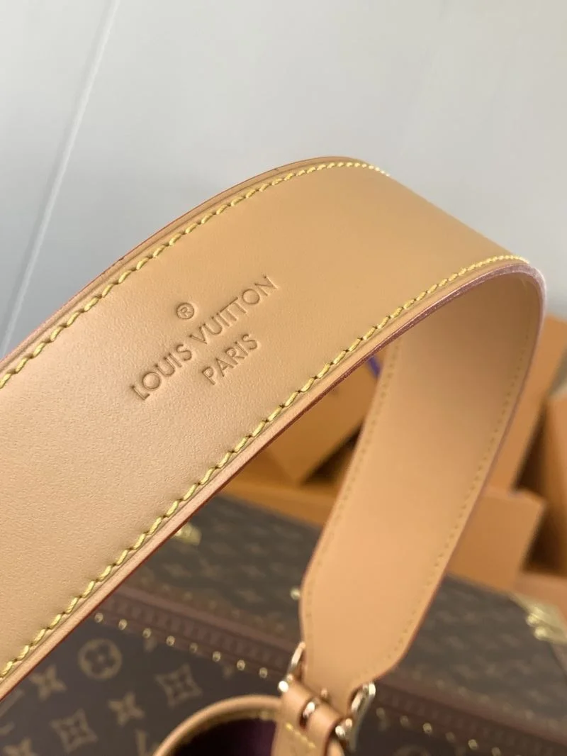 Louis Vuitton Shopping Bags Stretchable 38808