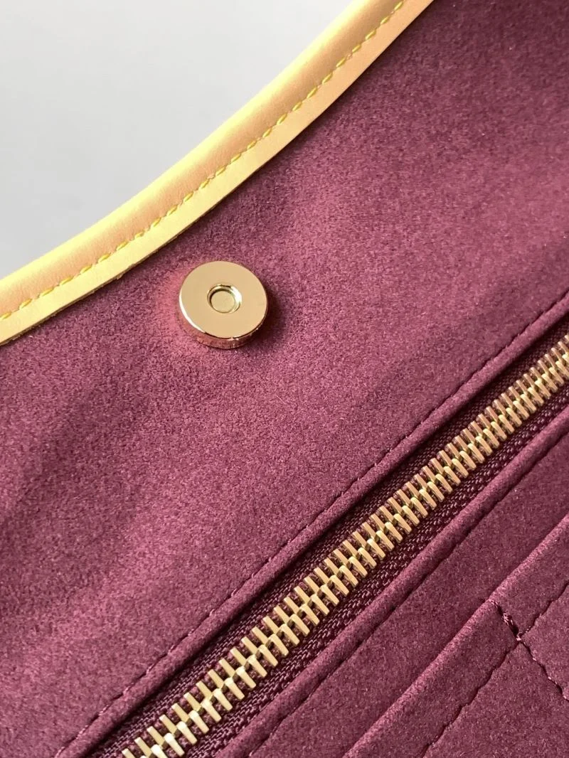 Louis Vuitton Shopping Bags Stretchable 38808