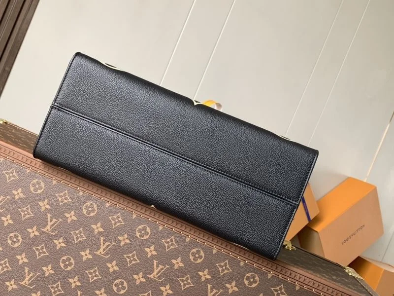 Lightweight Louis Vuitton Shopping Bags 38797