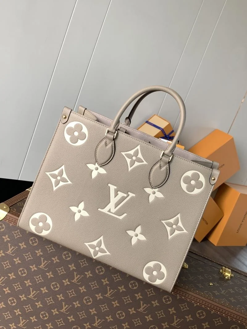 WeatherProof Louis Vuitton Shopping Bags 38800