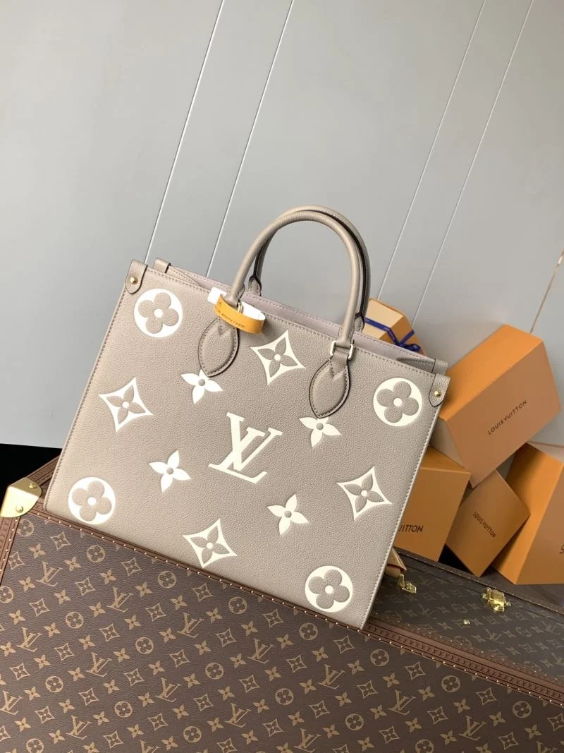 WeatherProof Louis Vuitton Shopping Bags 38800
