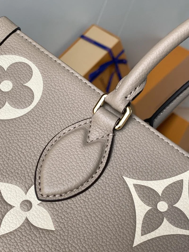 WeatherProof Louis Vuitton Shopping Bags 38800