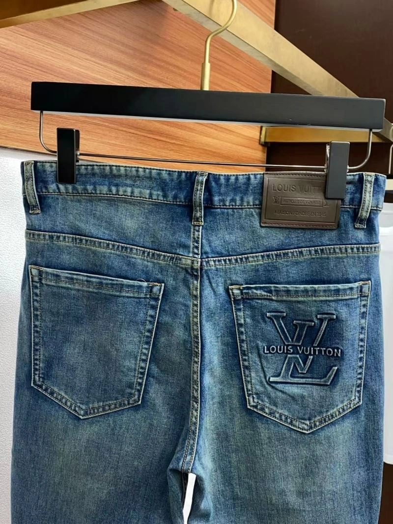 WeatherProof Louis Vuitton Short Pants 132190