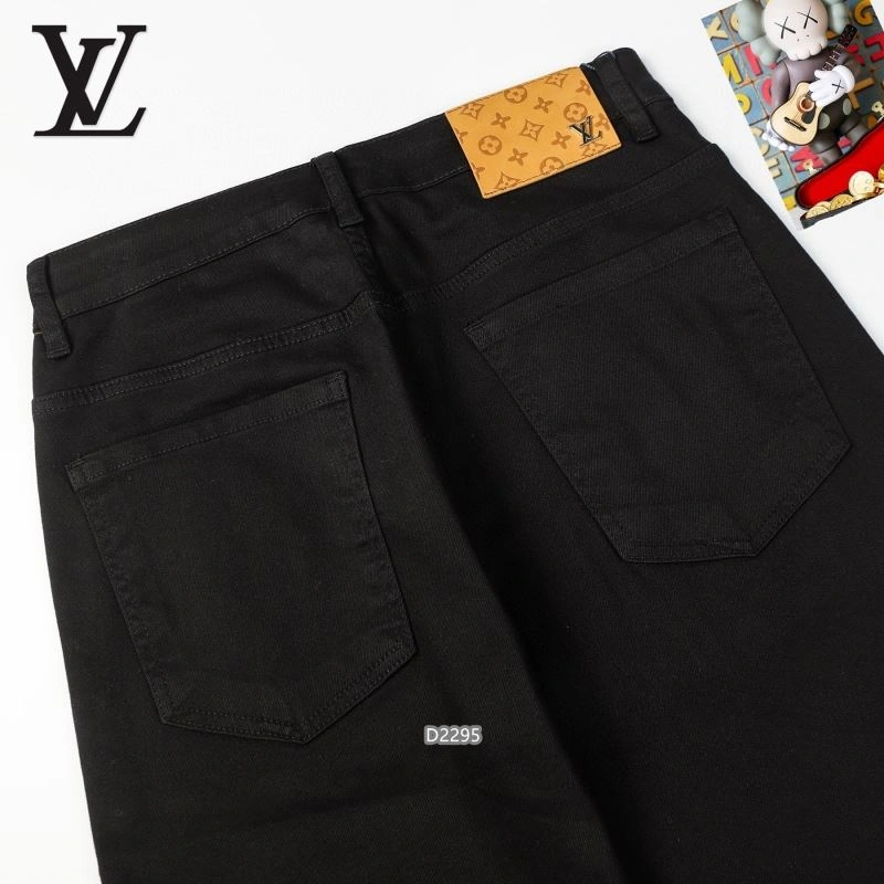 Compact Louis Vuitton Short Pants 131994