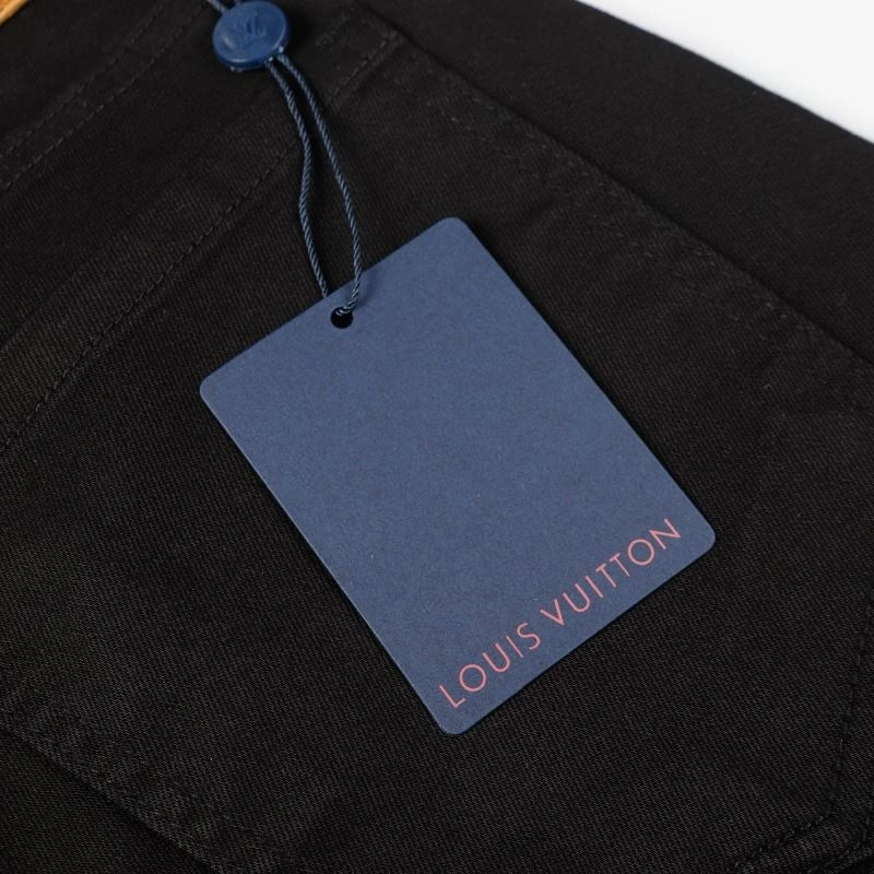 Compact Louis Vuitton Short Pants 131994
