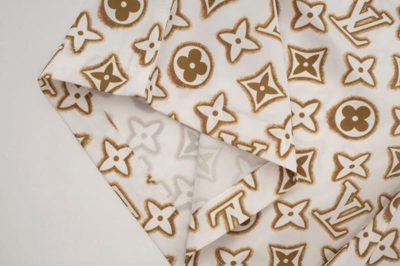 WellDesigned Louis Vuitton Short Pants 138553