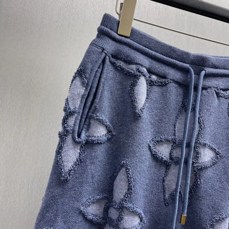 Louis Vuitton Short Pants Modern 138545