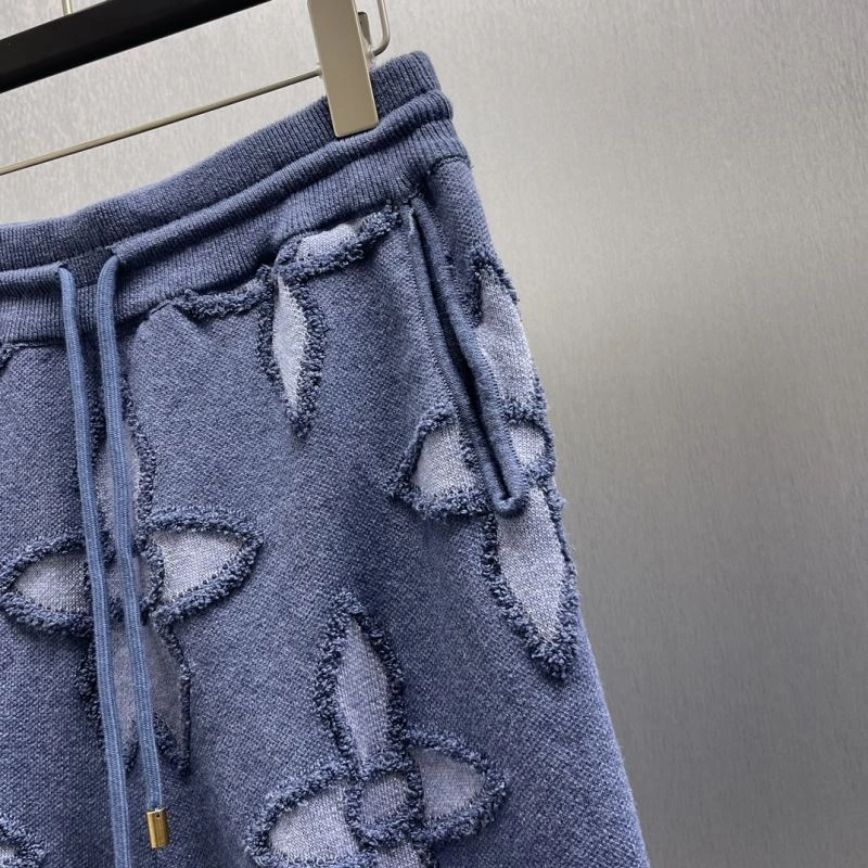 Louis Vuitton Short Pants Modern 138545