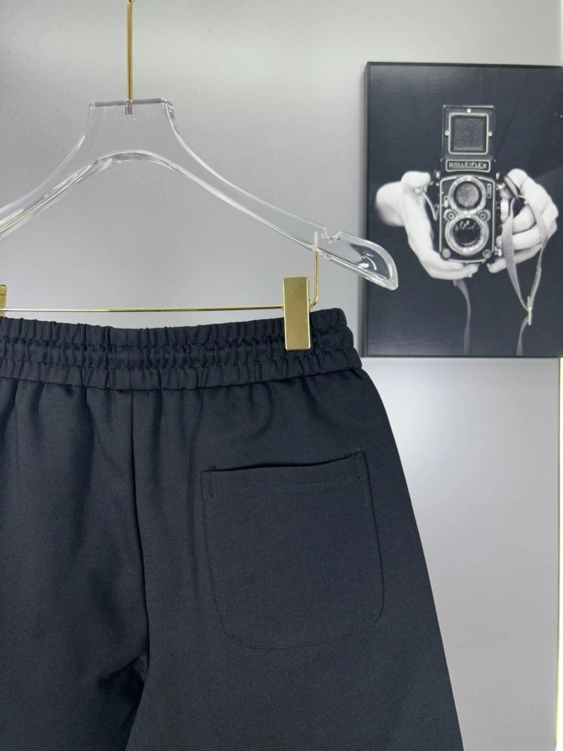 Contemporary Louis Vuitton Short Pants 138527