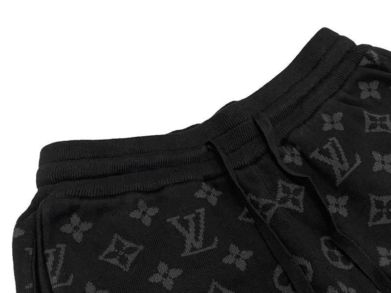 RelaxedFit Louis Vuitton Short Pants 138536
