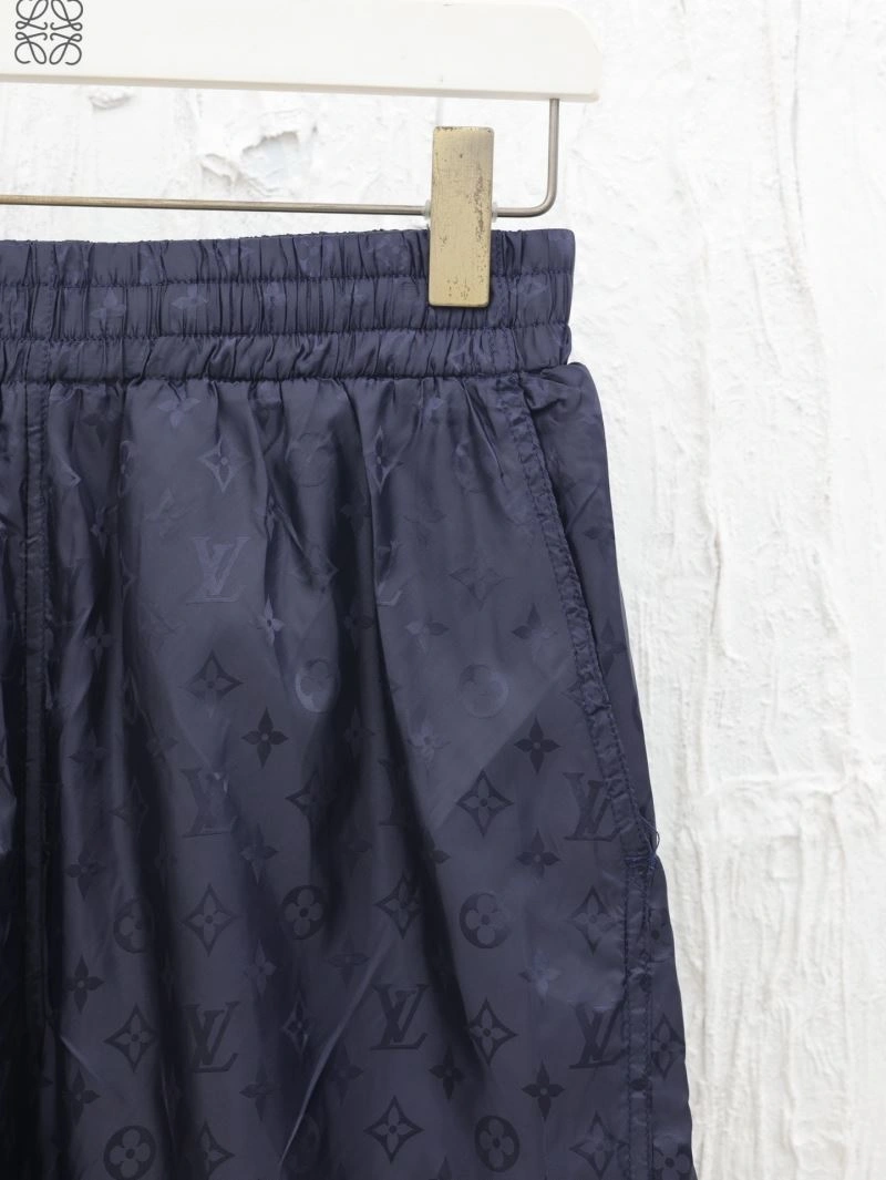Flexible Louis Vuitton Short Pants 138546