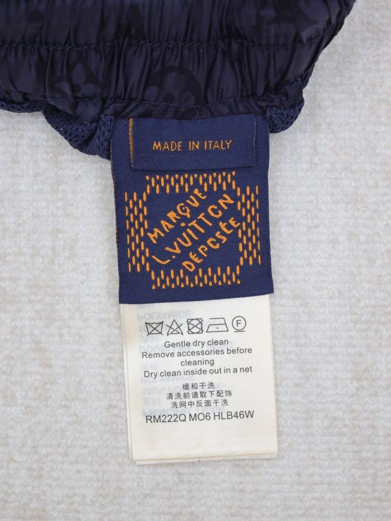 Flexible Louis Vuitton Short Pants 138546