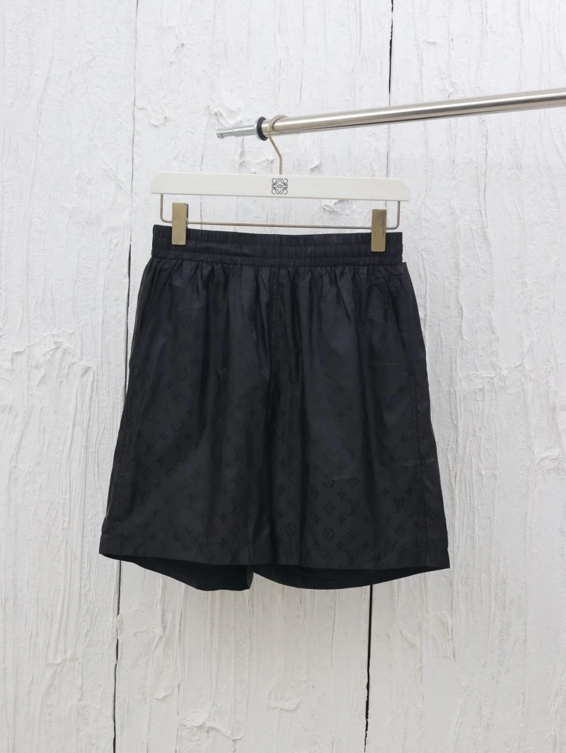 Snug Louis Vuitton Short Pants 138523