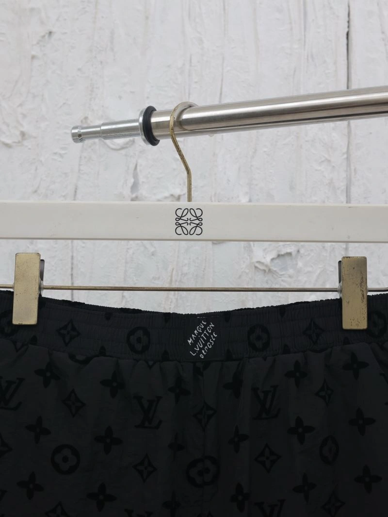 Louis Vuitton Short Pants Sophisticated 138518