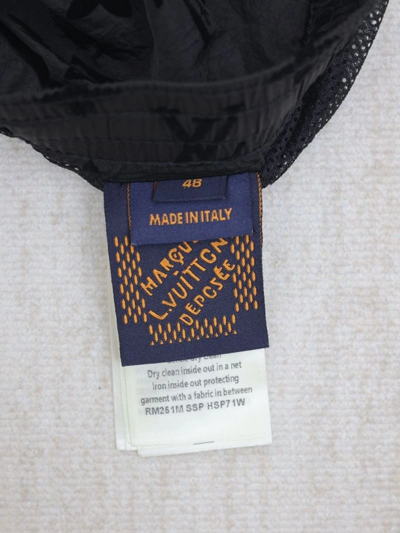 Louis Vuitton Short Pants Sophisticated 138518