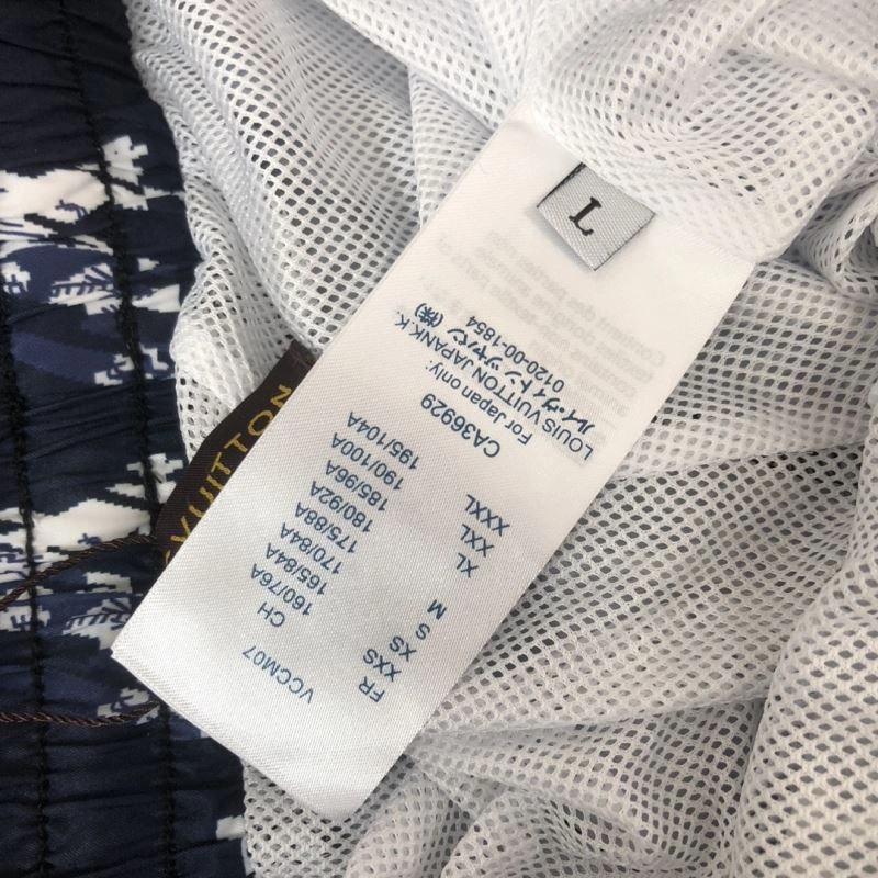 Louis Vuitton Short Pants Lightweight 138985