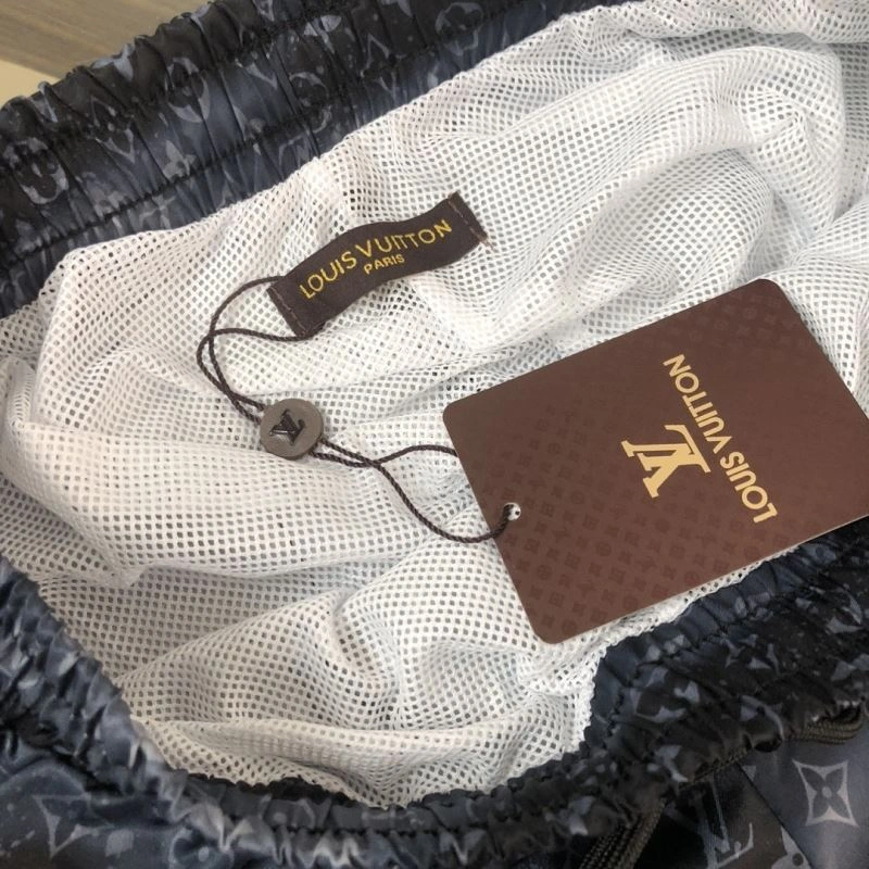 Louis Vuitton Short Pants Upgraded 138986