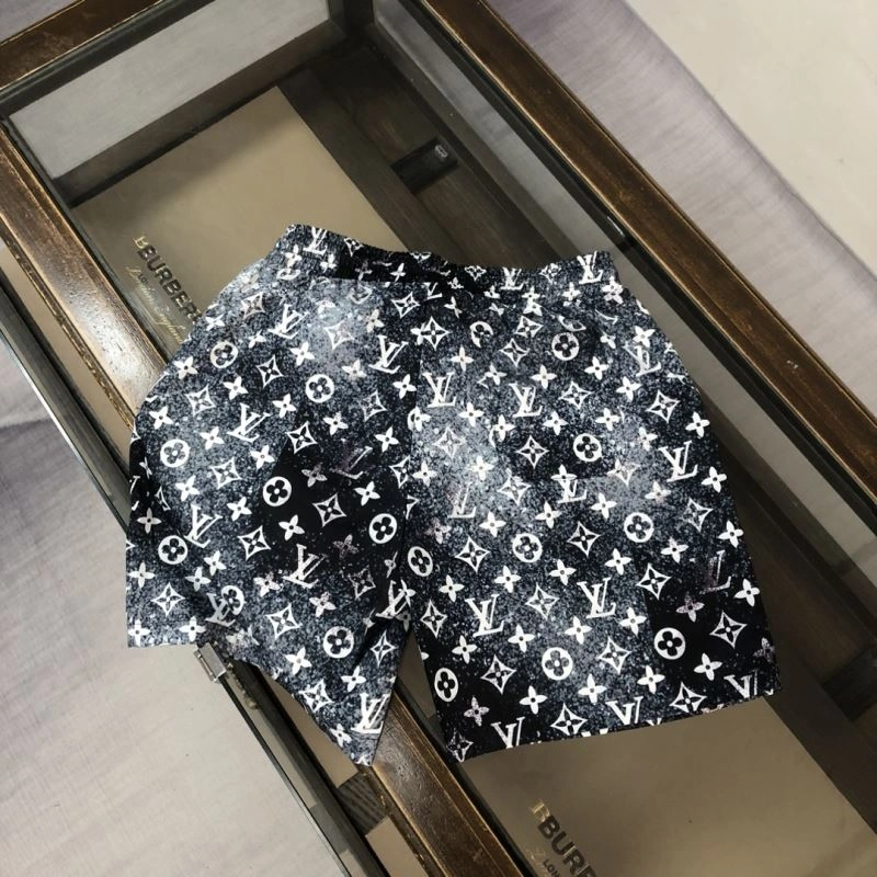 Lightweight Louis Vuitton Short Pants 138977