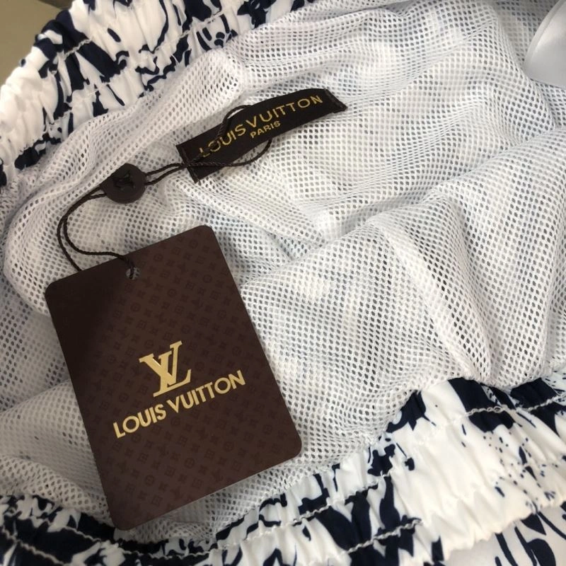 Louis Vuitton Short Pants Breathable 138974