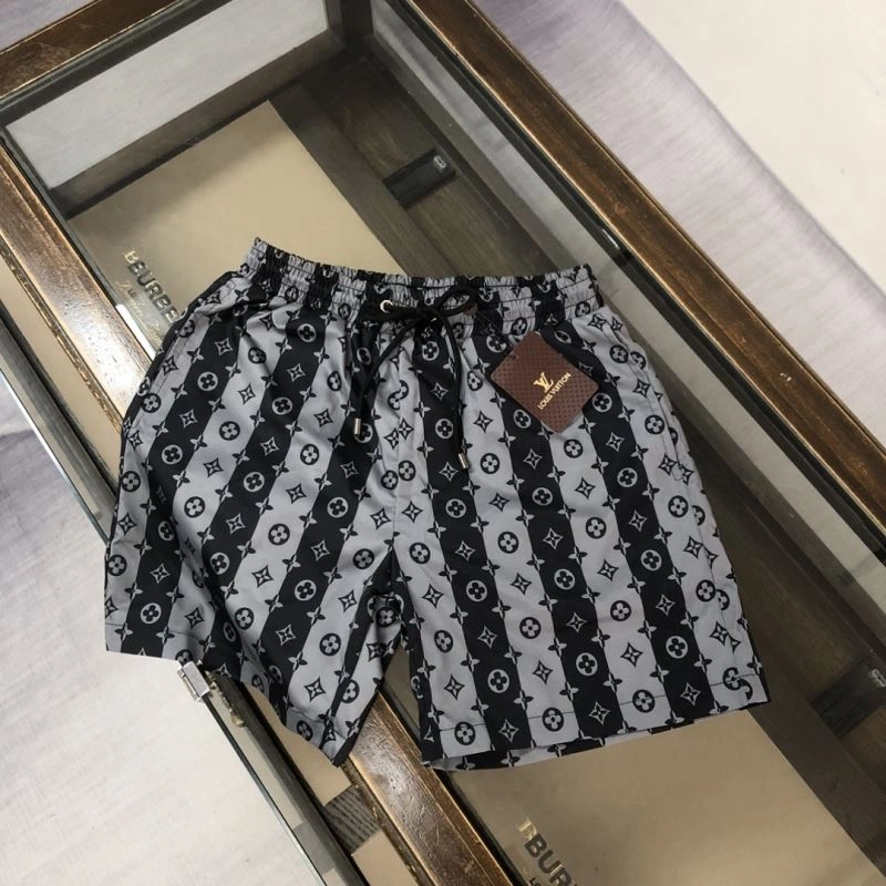 Louis Vuitton Short Pants UrbanChic 138964