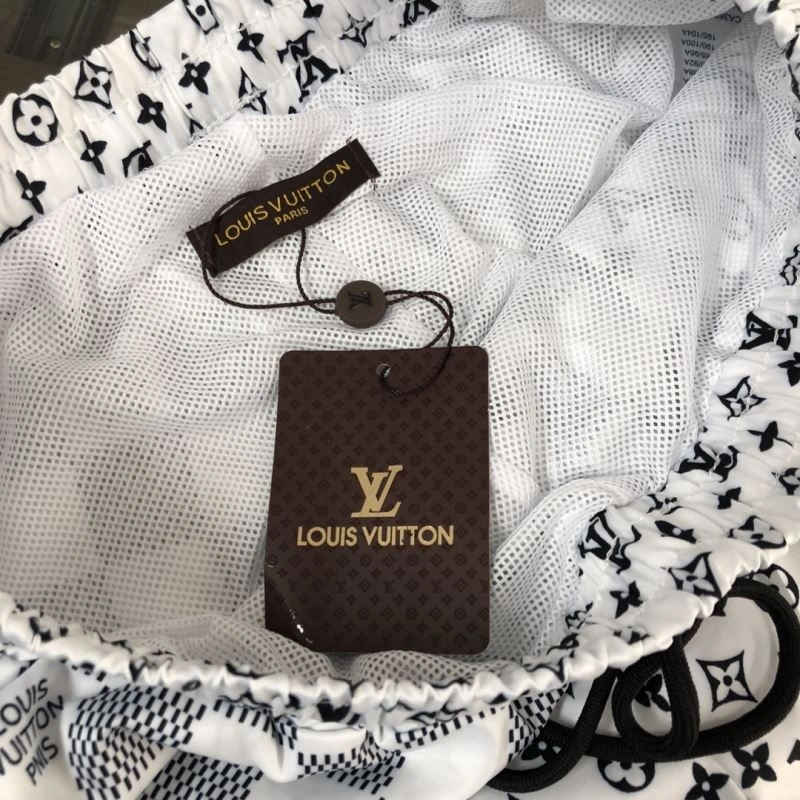 Trendy Louis Vuitton Short Pants 138957