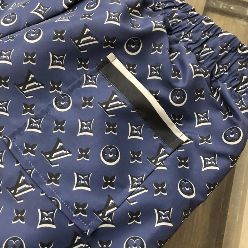 Snug Louis Vuitton Short Pants 138956