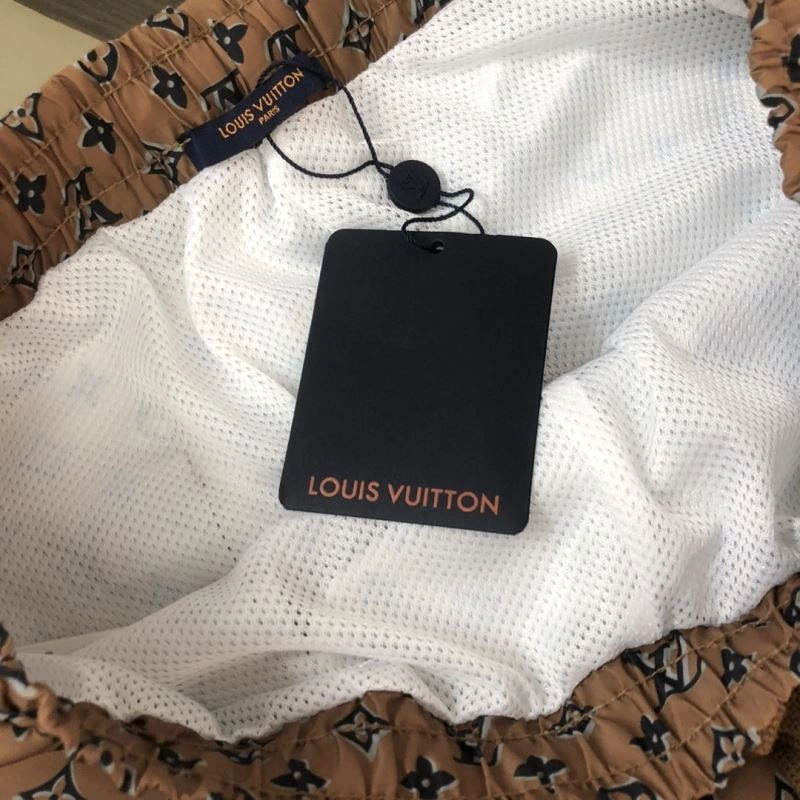 Louis Vuitton Short Pants TechFriendly 138959
