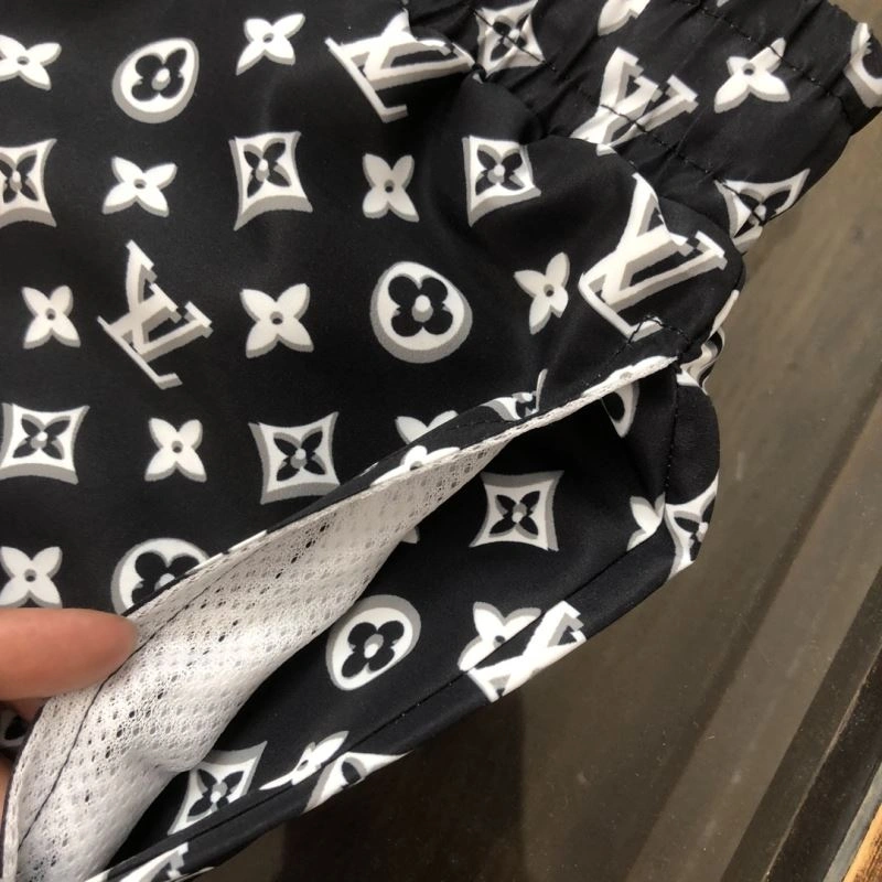 Louis Vuitton Short Pants Fashionable 138944