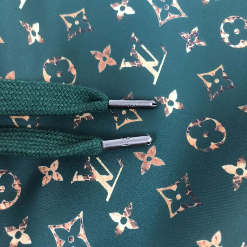 Minimalist Louis Vuitton Short Pants 138945