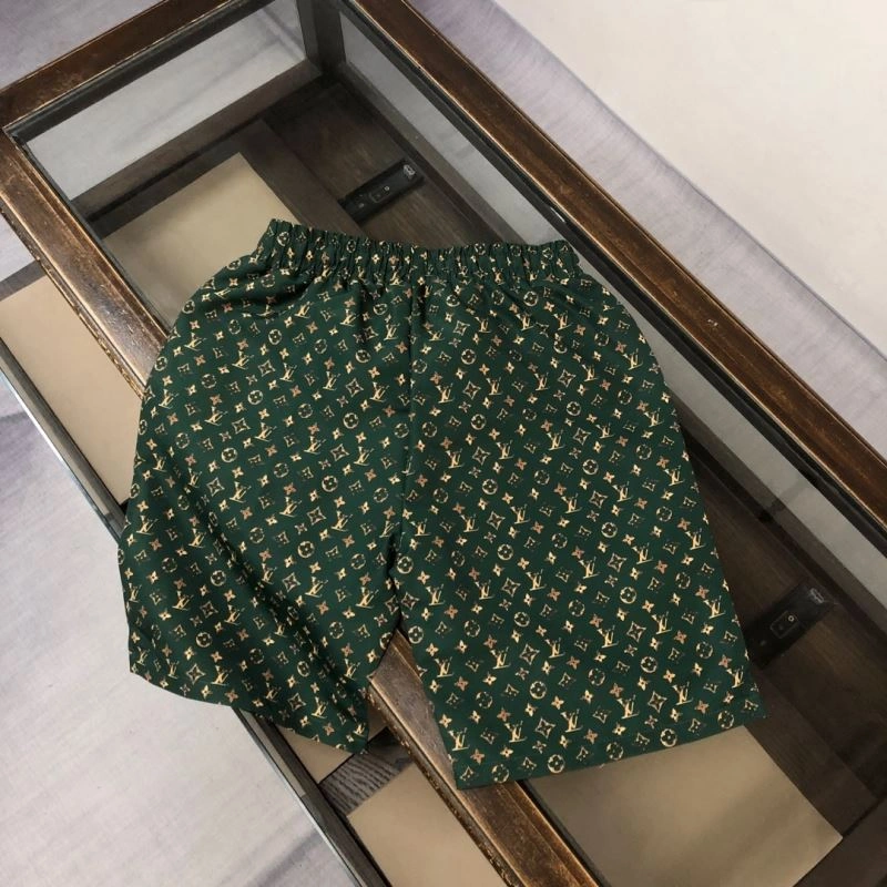 Minimalist Louis Vuitton Short Pants 138945