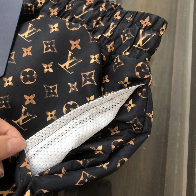 Louis Vuitton Short Pants Durable 138968
