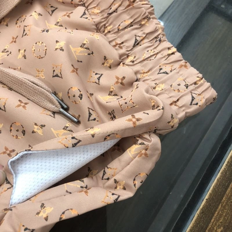 Lightweight Louis Vuitton Short Pants 138953