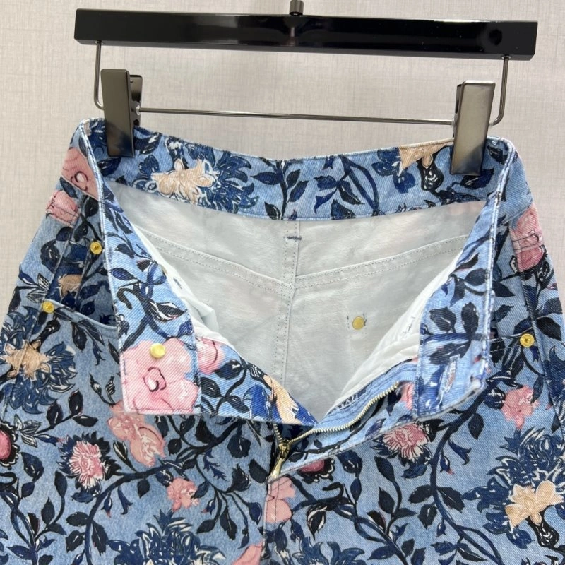 UrbanChic Louis Vuitton Short Pants 131182
