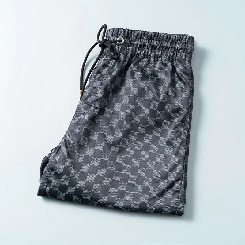 Louis Vuitton Short Pants Vibrant 130338