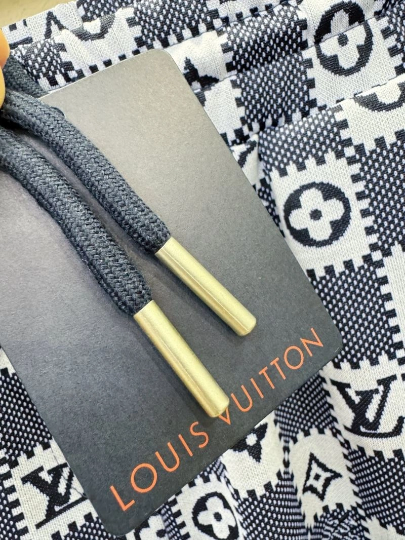 Resilient Louis Vuitton Short Pants 137440