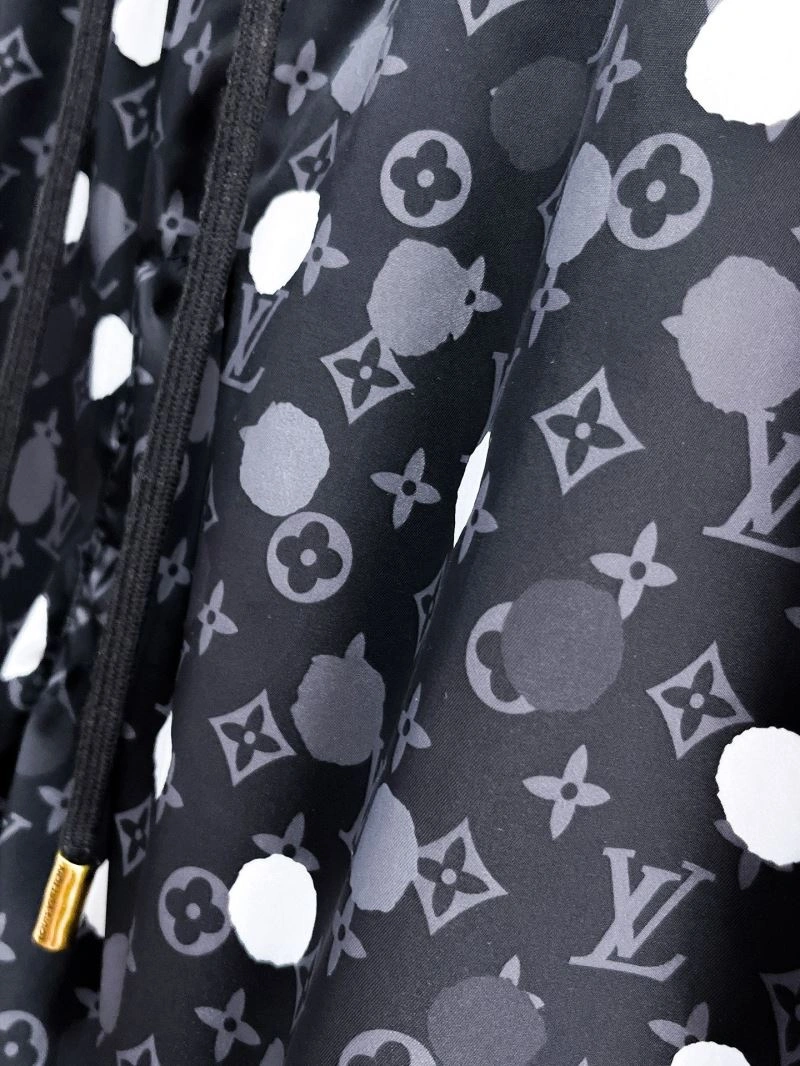 SportInspired Louis Vuitton Short Pants 137425
