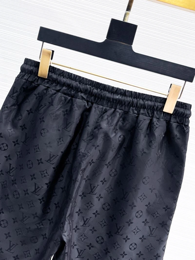Trendsetting Louis Vuitton Short Pants 137417