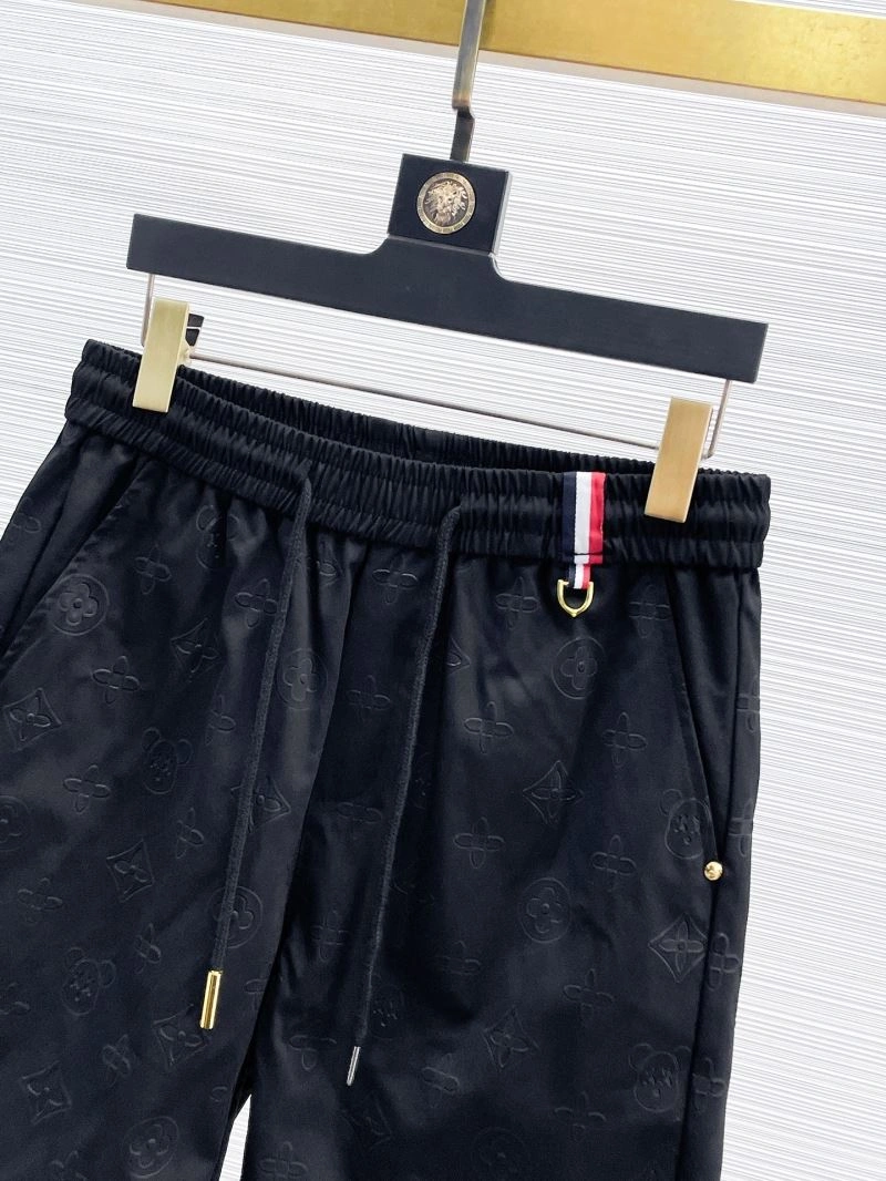 Fashionable Louis Vuitton Short Pants 137418