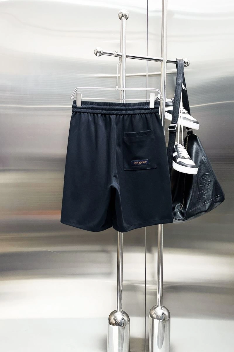 ZipUp Louis Vuitton Short Pants 137409