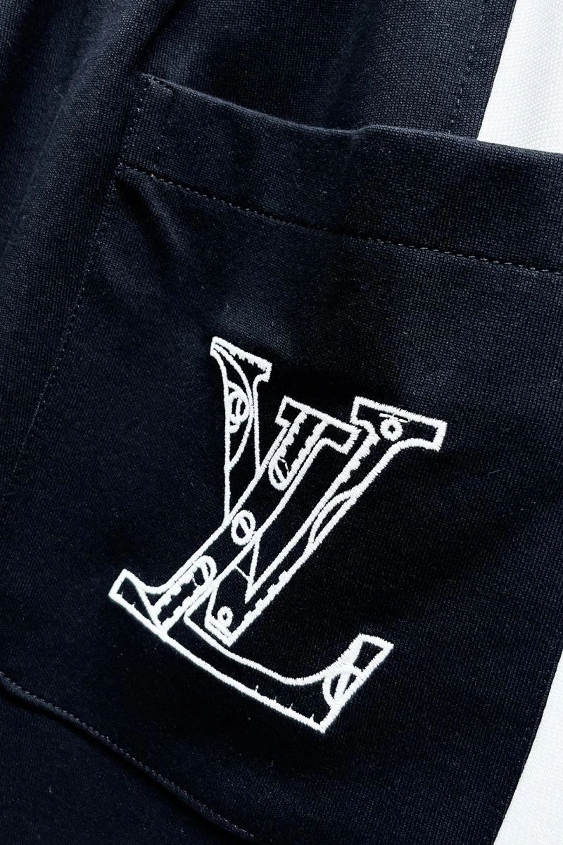 Breathable Louis Vuitton Short Pants 137408