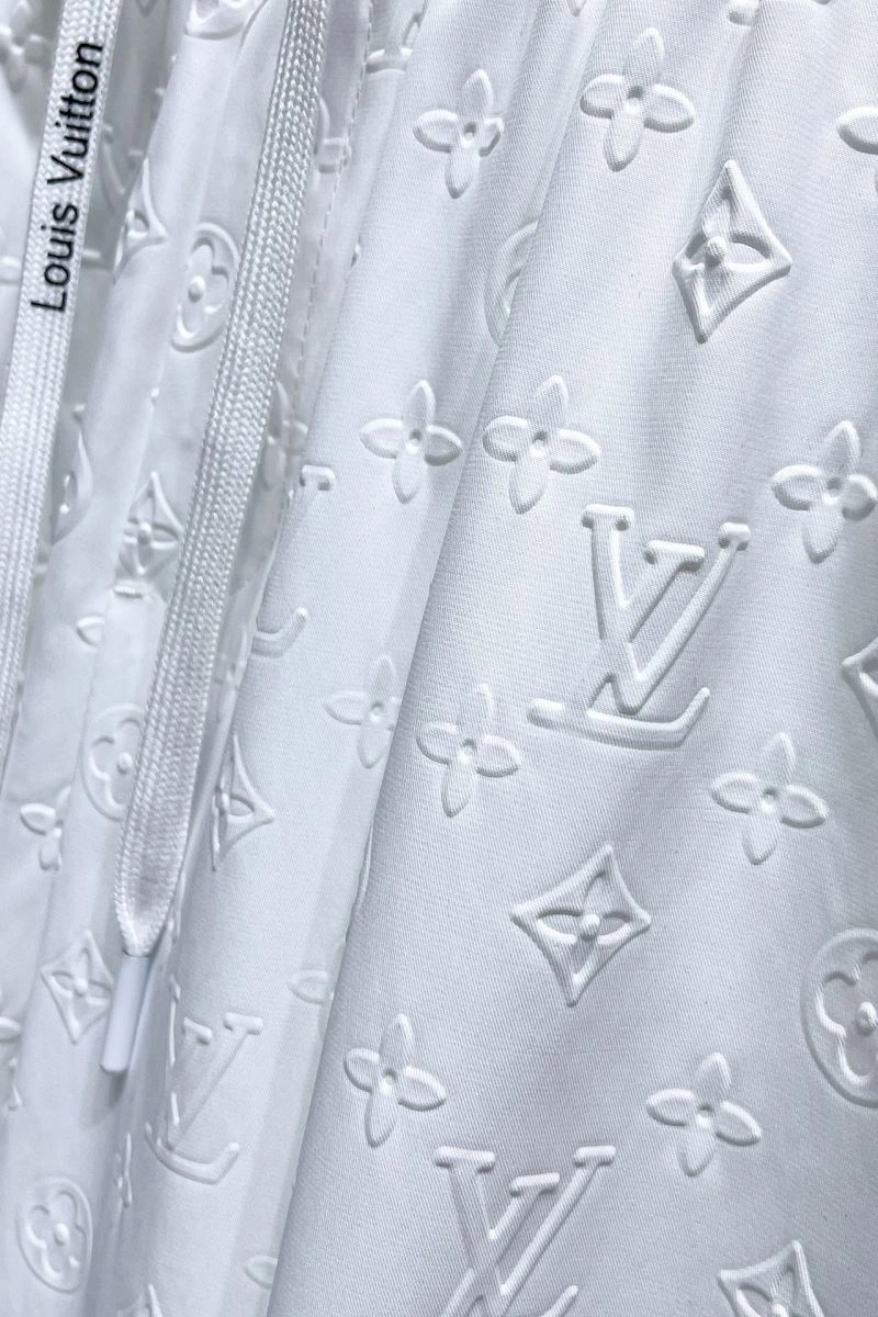 Louis Vuitton Short Pants Lightweight 137413