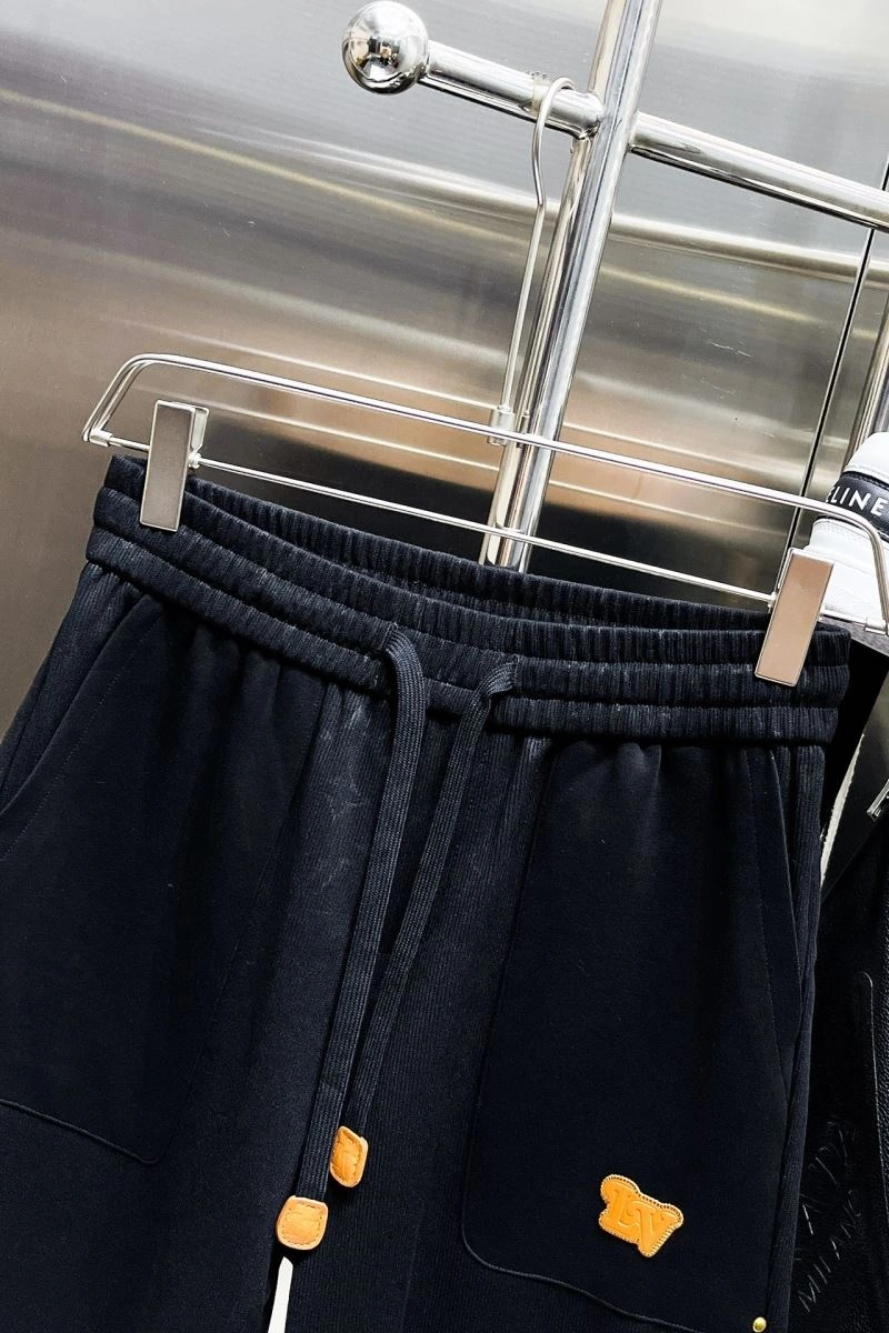 Louis Vuitton Short Pants Affordable 137401