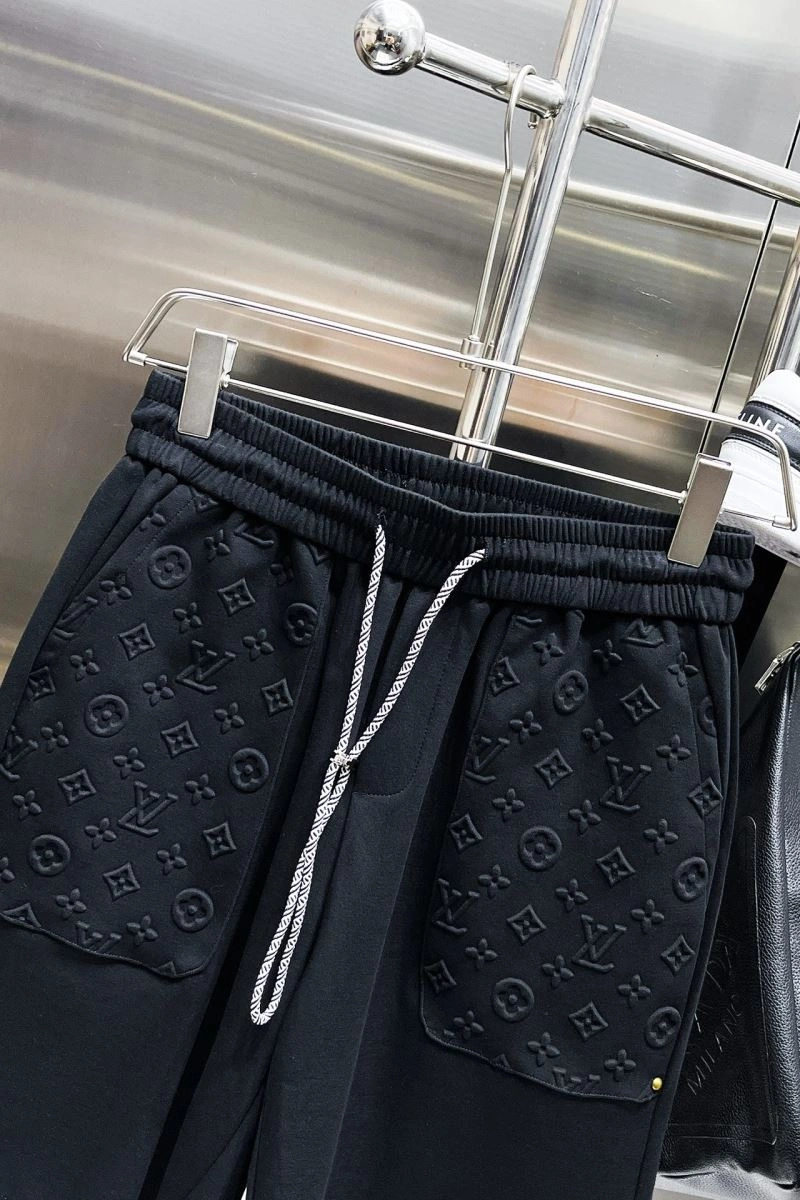 Louis Vuitton Short Pants Comfortable 137399