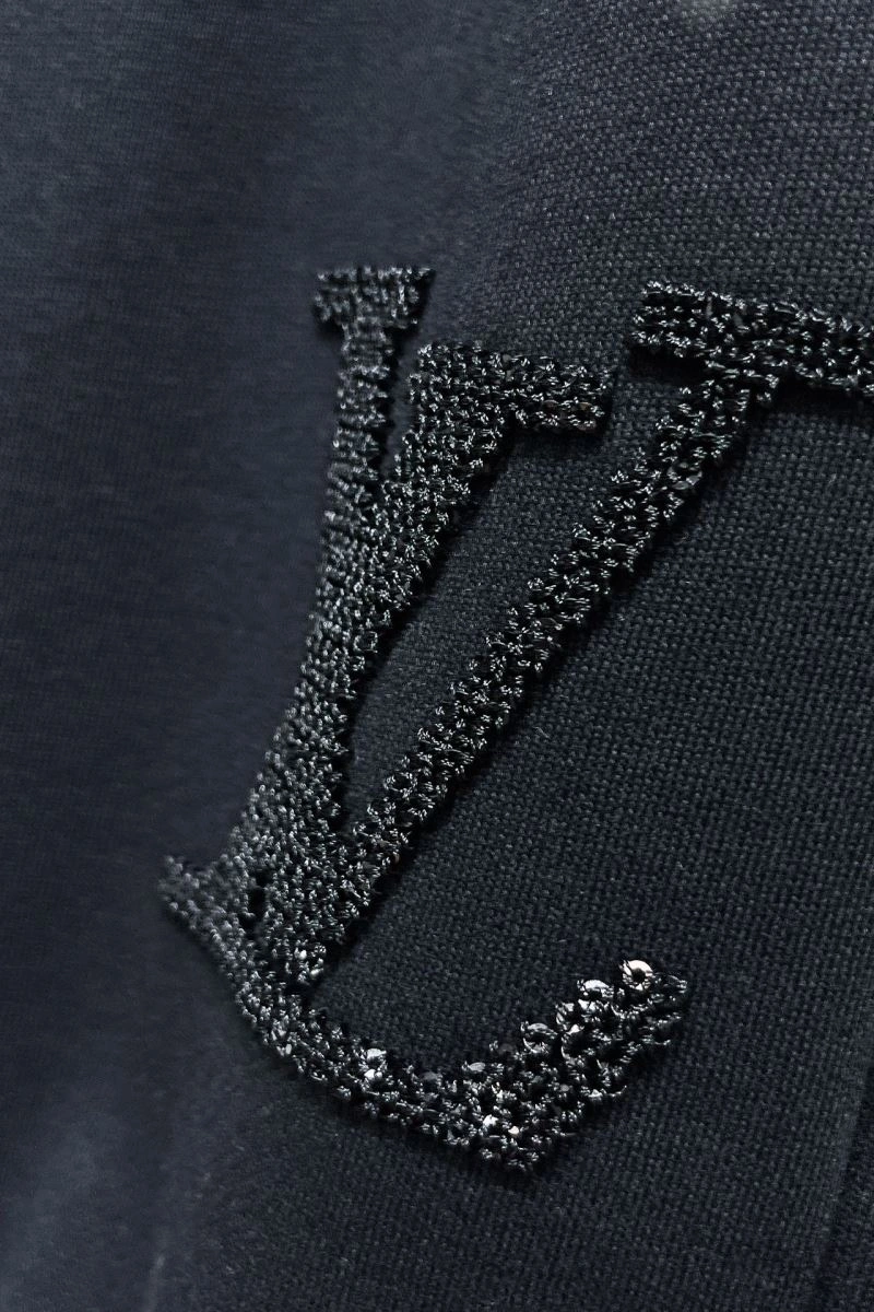 Stylish Louis Vuitton Short Pants 137400