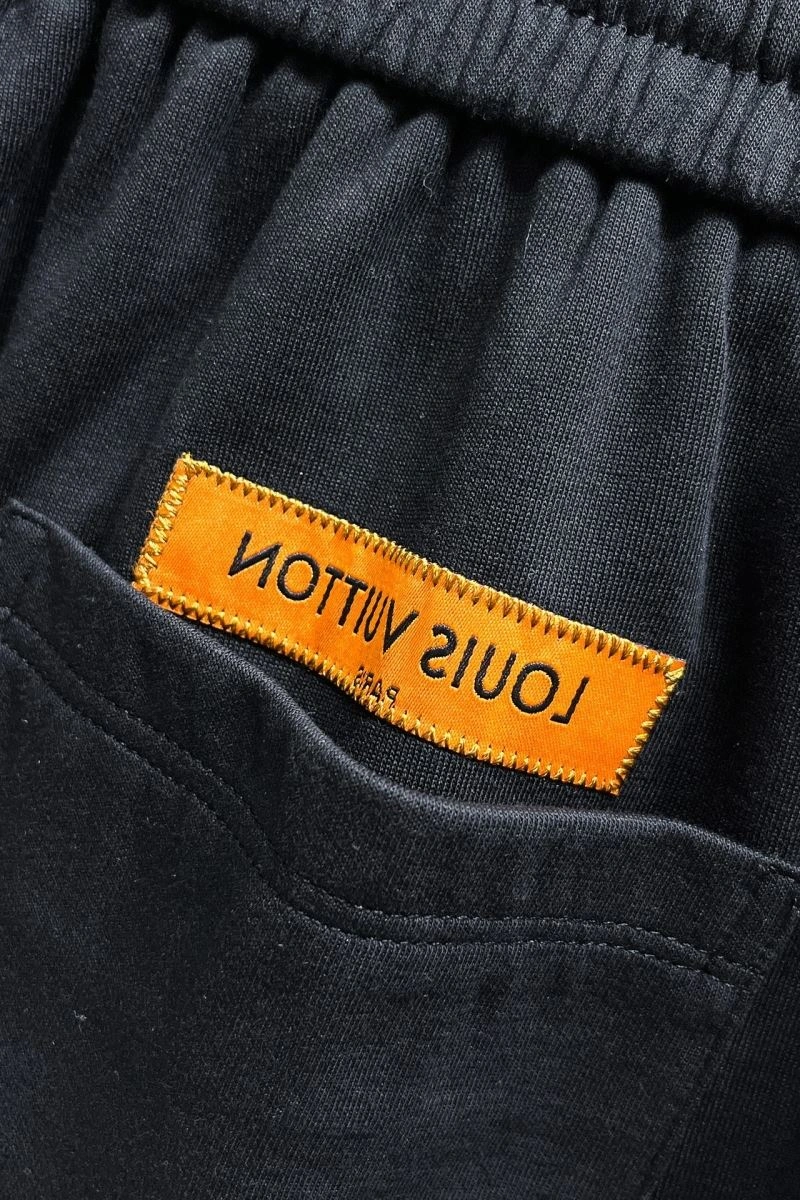 Louis Vuitton Short Pants Sophisticated 137396